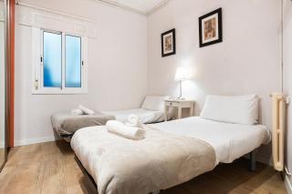 Eixample Ac, Sunlit Balcony & Prime Location - Barcelone - 1