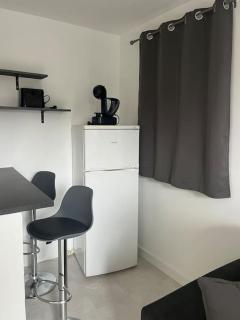 Jolie appartement dans résidence avec piscine - Carnoux - 7