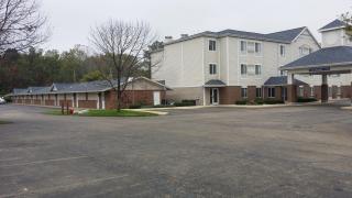 Best Western Beacon Inn - Grand Haven - 9