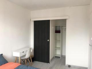 Superbe T4 ensoleillé avec balcon à Avignon - Avignon - 5