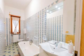 Comfy Sea View Apt with Covered Balcony and Parking - Montesilvano - 6