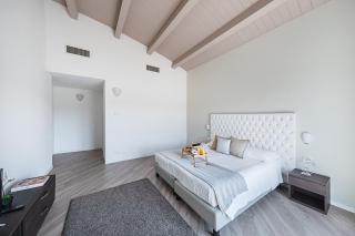 Residenza Miralago Penthouse by Wonderful Italy - 1