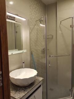 Уютный номер с видом на горы - 7