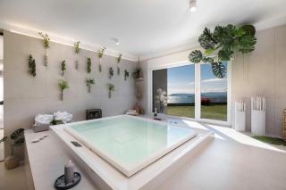 Villa Naaria, unique view, infinity pool and complete privacy - Podstrana - 1