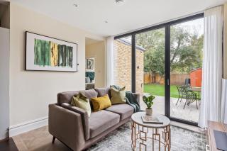 Richmond - Spacious 2 Bedroom Flat - With Garden - 8