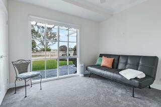Mollison Park Farm - Emu Flat - 8