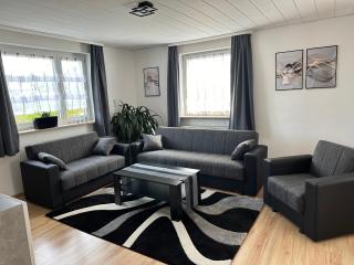 Ferienwohnung LiaWa314 mit Terrasse in Zirndorf-Lind - Nähe Playmobil FunPark und Nürnberg - Zirndorf - 0