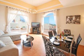Sea View Penthouse with Private Jacuzzi & Huge Terrace , Cala 4 - 7