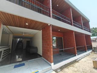 Yogu's Woodside - - 5