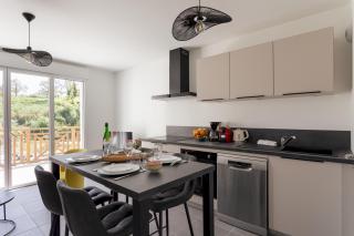 Les pins 201 - Appt à moins dun km de la plage - 8