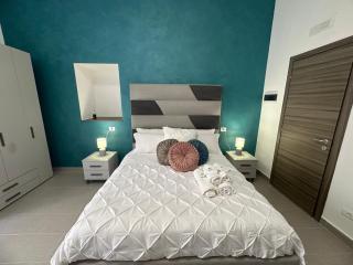 Emerella Luxury Suites-Siderno Lungomare - Siderno Marina - 9