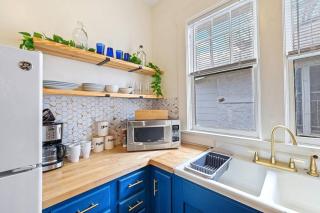 Midtown Bungalow with 1920's Charm - 6