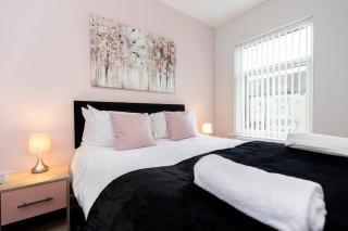 Comfortable & very spacious home - 7