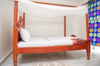 KaribuGuestHouse - Fort Portal - 9