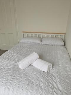 Iris Home in Southsea FREE street parking and pets welcome - 8