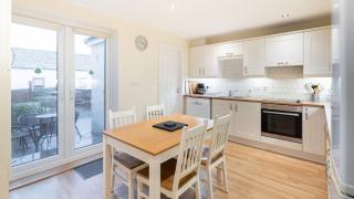 Sunny Cottage - 3