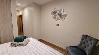 Deluxe House - Barkingside - 5