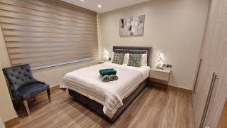 Deluxe House - Barkingside - 3