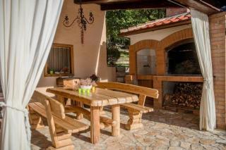 Tolles Ferienhaus in Supetarska Draga mit Gepflegtem Garten - Supetarska Draga - 2