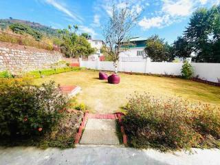 pahadi paradise homestay - Bhowāli - 3
