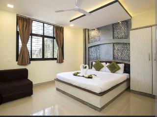 Collection O E Candolim Beach Resort - Goa - 9