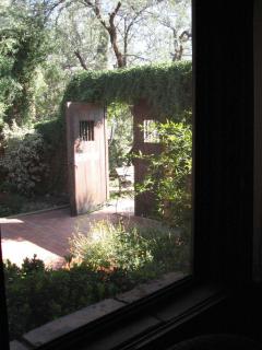 Desert Trails Bed & Breakfast - Tucson - 7