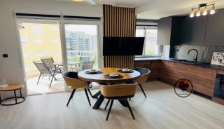 LMHA16 Los Gondolas, Contemporary style one bedroom apartment with pool view, La Manga - San Javier - 6