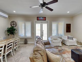 Regency Cabanas #H6 - 1