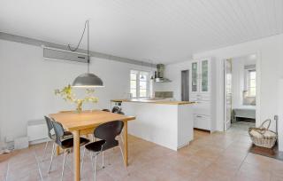 Awesome Home In Melby With Kitchen - Melby - 6