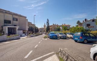 Awesome Apartment In Lovran With Wifi - Lovran - 1