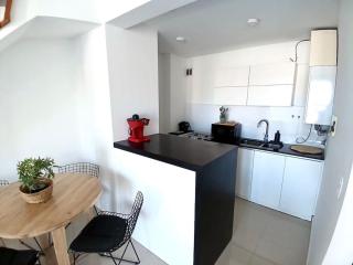 Duplex con cochera gratuita, gimnasio y jacuzzi - 4