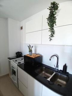 Duplex con cochera gratuita, gimnasio y jacuzzi - Tandil - 4