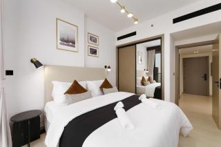 Experience Serenity at Binghatti Crest in JVC - Dubai - 4