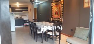 Depto en pleno centro con pileta, cochera, hermosa vista - 2