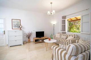 Villa Mistral Cottage by Villa Plus - Ágios Stéfanos - 7