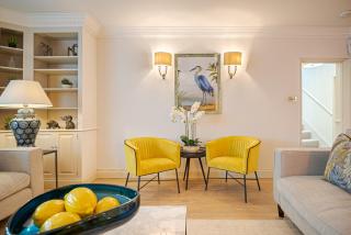 Luxury 3-Bedroom Stay in Belgravia with Private Parking and AC - Londra - 4