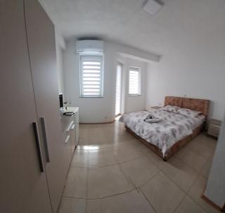 Villa&Restaurant Strmec - Elshani - 5
