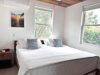 Caribbean Sunrise Cottage - Caye Caulker - 4