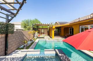 Desert Sun Flower: Private Spa, pool, Golf area - Coachella - 3