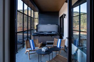 Drop in Condo by Revelstoke Vacations - 9