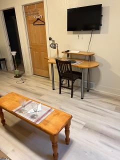 West Side Grand Rapids 2 room apartment close to everything - 6