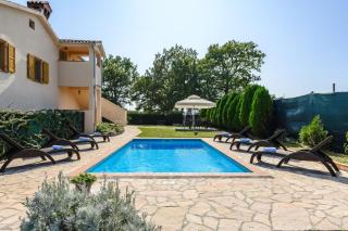 App Sadina with Private Pool and Garden - Tinjan - 9