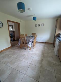 4 Bed House, spacious & modern with parking Tubbercurry - Tobercurry - 6
