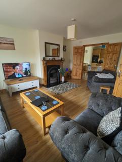4 Bed House, spacious & modern with parking Tubbercurry - Tobercurry - 9