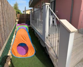 Bilocale completamente rinnovato a 100 metri dal mare con giardino - Marina di Massa - 1