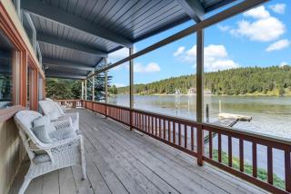 Quiet Lakefront Home with Private Dock - Coeur d'Alene - 0