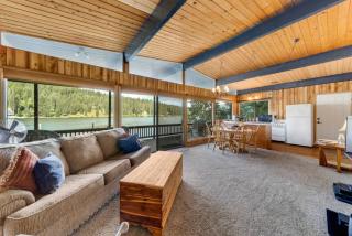 Quiet Lakefront Home with Private Dock - Coeur d'Alene - 7