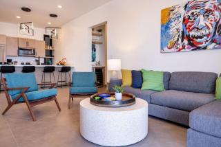 Modern Beachfront Residence with Resort Amenities - 5