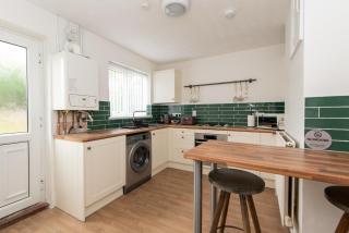 Stunning two bedroom house close to Durham and A1 - 1