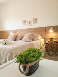 Pousada Luz do Sol, com piscina, quartos amplos e confortáveis no centro de Carrancas - Carrancas - 0